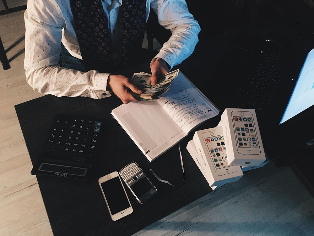 Budgeting Accent Photo